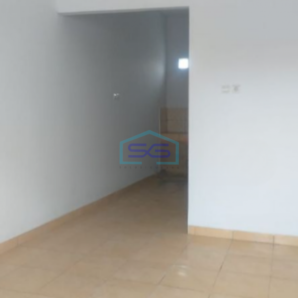 Dijual Ruko Bagus Luas Bangunan  256 m² di Kosambi Tangerang-2