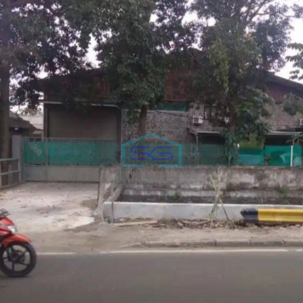 Disewakan Gudang Dan Kantor di Jakarta Selatan Luas Tanah 942 m²-1