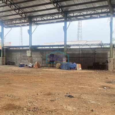 Disewakan Gudang Ex Gudang Alat Berat Luas Tanah 1250 m² di Legok Tangerang