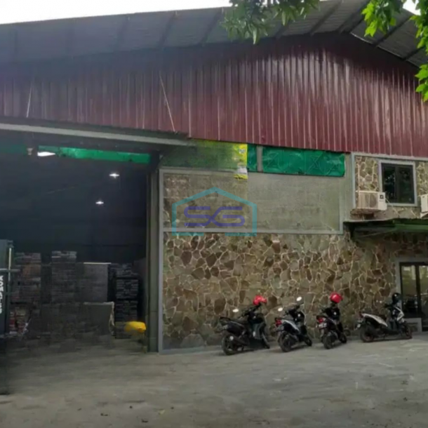 Disewakan Gudang Ada Kantor Luas Bangunan 680 m² di Jakarta Selatan-4