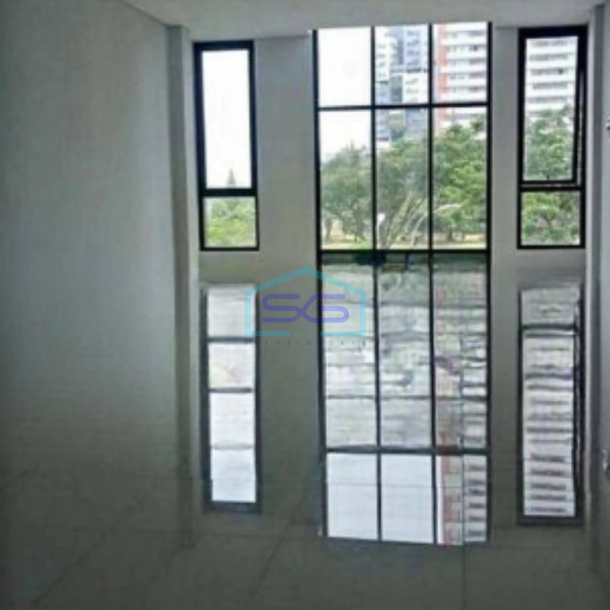 Dijual Ruko 3 Lantai Hadap Jalan Luas Bangunan 217 m² di Alam Sutera Tangerang-3