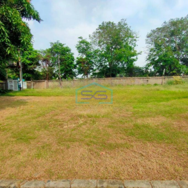 Dijual Cepat Tanah dan Bangunan Luas Tanah 27070 m² di Pasar Kemis Tangerang-2