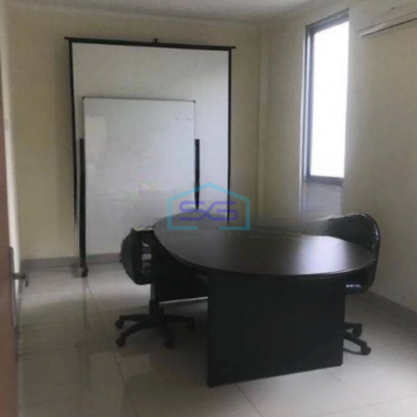 Dijual Gudang Ada Kantor Luas Bangunan  600 m² di Cimanggis Depok-2