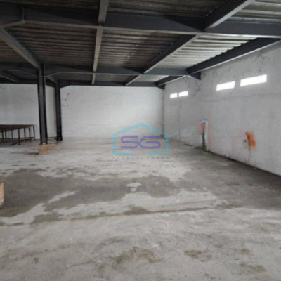 Dijual Gudang Luas Bangunan 985 m² Lokasi Strategis di Benda Tangerang