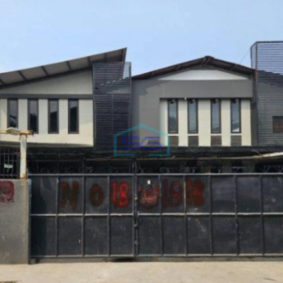 Dijual Gudang Luas Bangunan 985 m² Lokasi Strategis di Benda Tangerang