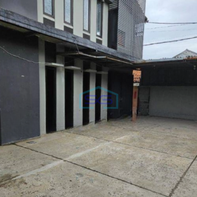 Dijual Gudang Luas Bangunan 985 m² Lokasi Strategis di Benda Tangerang