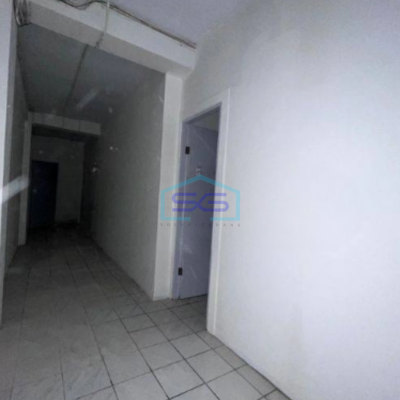 Disewakan Ruko 3 Lantai di Dekat Pasar Lama Tangerang-2