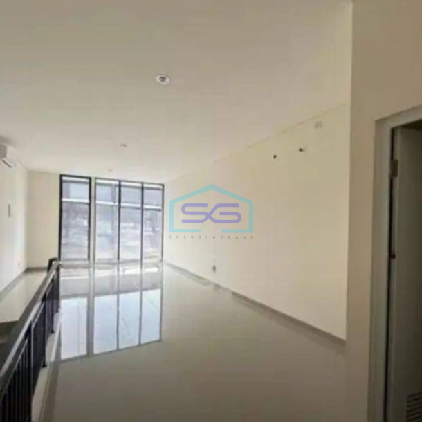 Disewakan Ruko 2 Lantai Bagus di Gading Serpong Tangerang Tersedia Area Parkir-1