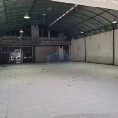 Disewakan Ruang Usaha Luas Bangunan  305 m² Hadap Jalan Raya di Gambir Jakarta Pusat