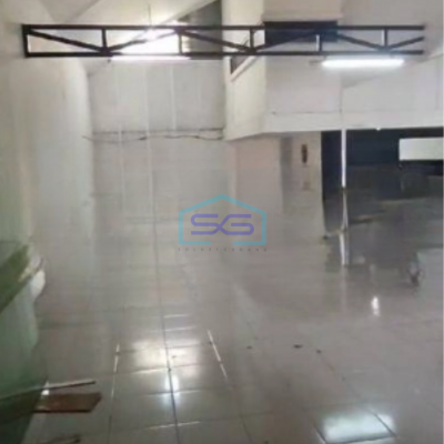 Disewakan Ruang Usaha Ex Showroom Lokasi Strategis di Fatmawati Jakarta Selatan