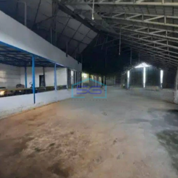 Disewakan Gudang Siap Pakai 1 Lantai Luas Bangunan 700 m² di Cipondoh Tangerang-2