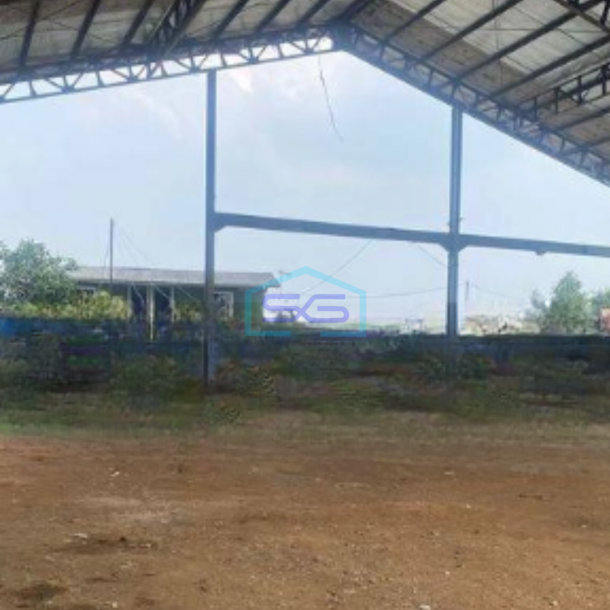 Disewakan Gudang Ex Gudang Alat Berat Luas Bangunan  1250 m² di Legok Tangerang-1