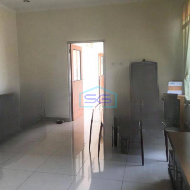 Disewakan Gudang Ada Kantor Luas Bangunan 600 m² di Cimanggis Depok-2