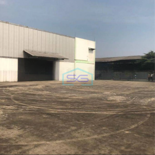 Disewakan Gudang Ada Kantor Luas Bangunan 600 m² di Cimanggis Depok-1