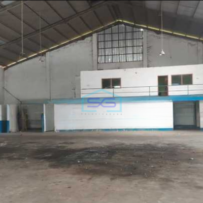 Dijual Gudang Luas Bangunan  4600 m² Lokasi Strategis di Curug Tangerang