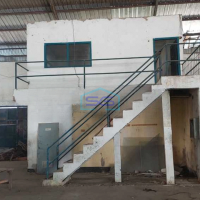 Dijual Gudang Luas Bangunan  4600 m² Lokasi Strategis di Curug Tangerang