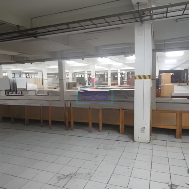 Dijual Pabrik Luas Bangunan 44377 m² Lokasi Bebas Banjir di Gunung Putri Bogor-2