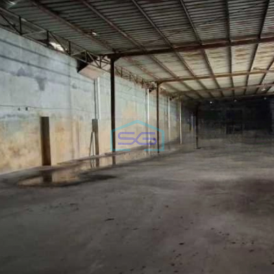 Dijual Gudang Luas Bangunan 4900 m² Lokasi Bebas Banjir di Karang Tengah Tangerang