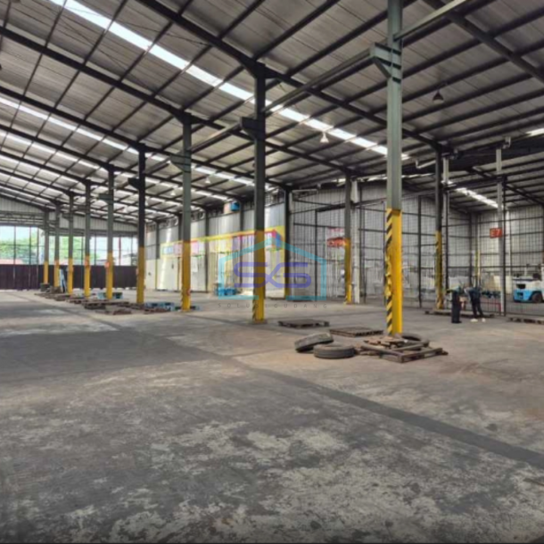 Dijual Gudang Luas Bangunan 3500 m²  Lokasi Bogor-1