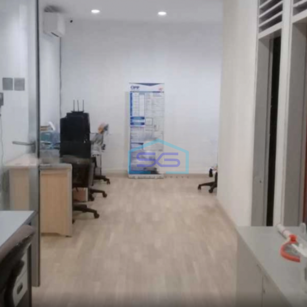 Dijual Kantor Luas Bangunan  150 m² di Jakarta Barat-4