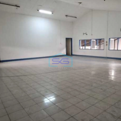 Dijual Gudang Akses Container 40 Feet Luas Tanah 2000 m² di Karang Tengah Tangerang