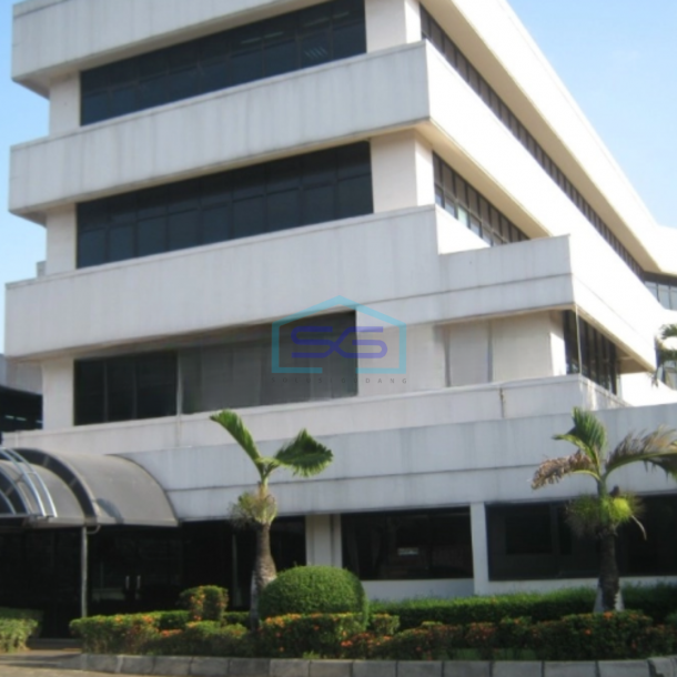 Dijual Pabrik Luas Bangunan  44377 m² Lokasi Bebas Banjir di Gunung Putri Bogor-1