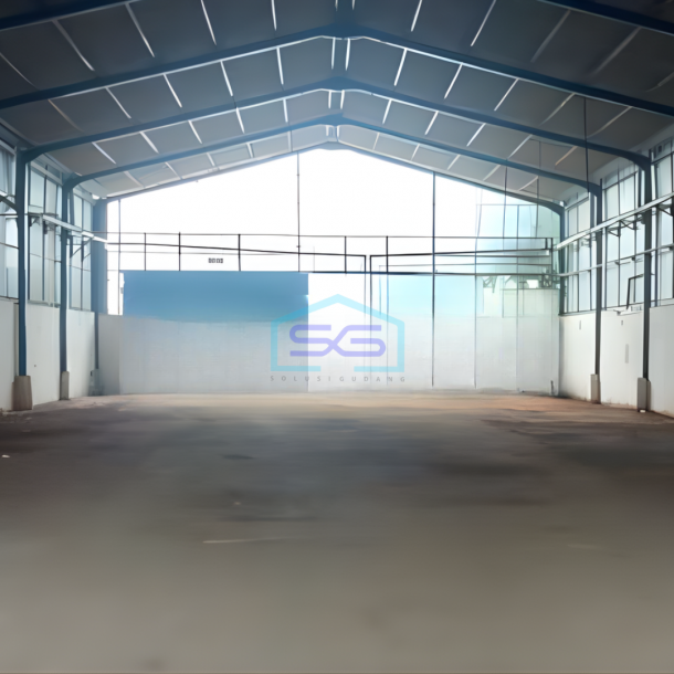 Dijual Gudang Akses Container 40 Feet Luas Tanah  4000 m² di Bogor-3