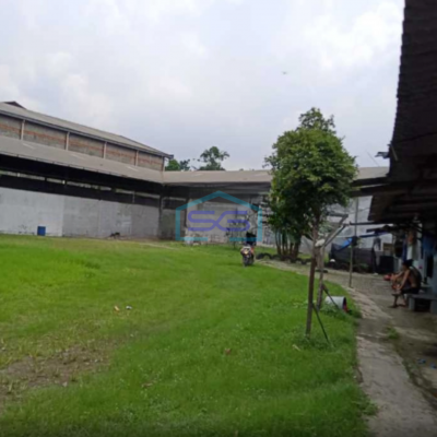 Dijual Gudang Akses Container 40 Feet Luas Bangunan  3400 m²  di Cikiwul Bekasi