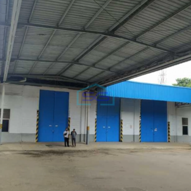 Dijual Pabrik Luas Bangunan  33790 m²  Lokasi Pinggir Jalan Bogor-1