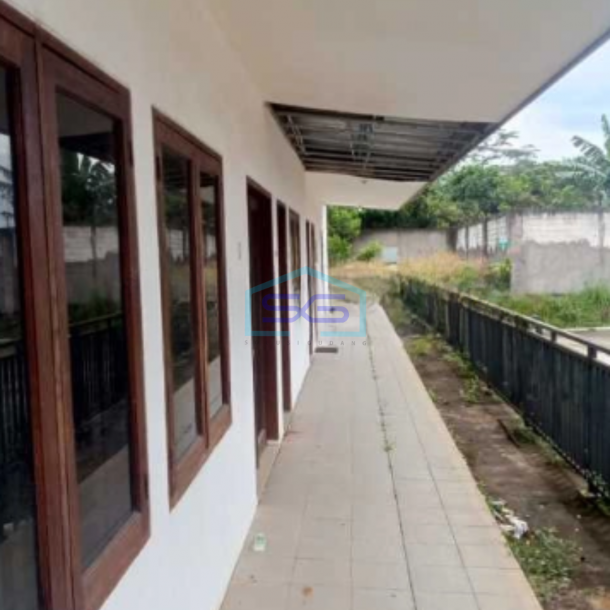 Dijual Gudang Akses Container 40 feet Luas Bangunan  2200 m² di Bogor-3