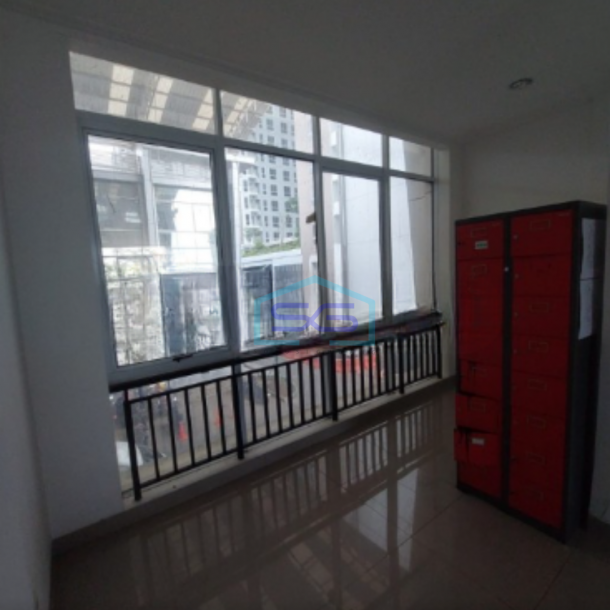 Disewakan Ruko Shibuya PIK 2 Jakarta Utara Semi Furnish Luas Bangunan  162 m²-2