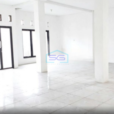 Disewakan Ruko Lokasi Strategis di Klojen Malang Luas Bangunan 274m2