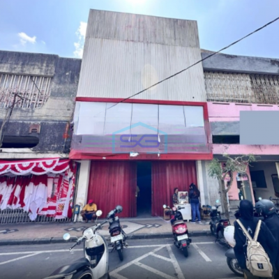 Disewakan Ruko Siap Pakai di Klojen Malang Luas Bangunan 720m2