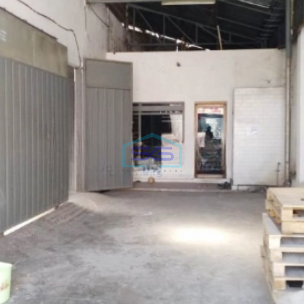 Disewakan Ruko Siap Pakai di Klojen Malang Luas Bangunan 720m2-3