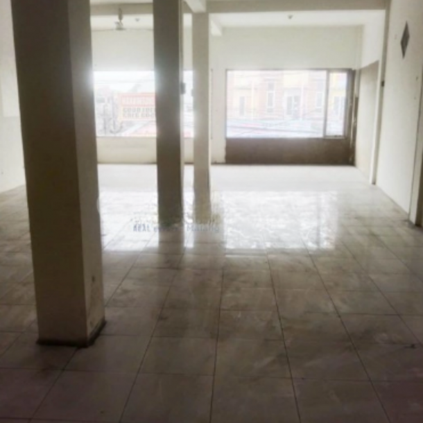 Disewakan Ruko Siap Pakai Lantai 3 Strategis di Pakis Malang Luas Bangunan 120m2-2