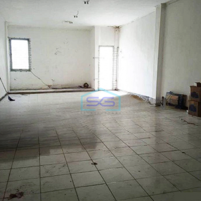 Disewakan Ruko Siap Pakai Luas Tanah 100m2 Terdiri 2 Lantai Daerah Malang