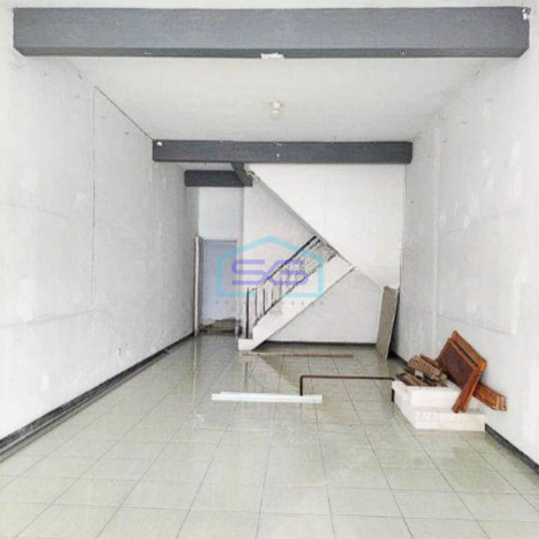 Disewakan Ruko Siap Pakai 2 Lantai LB 156m2 Daerah Malang-1
