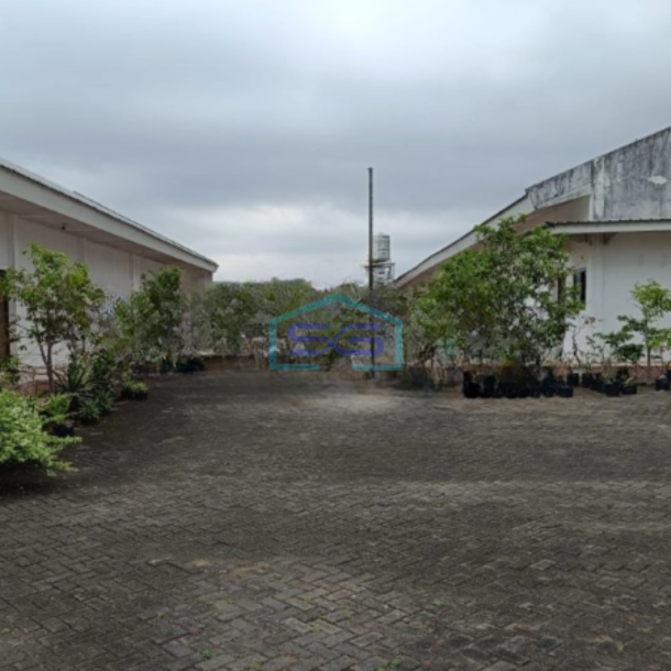 Dijual Gudang Siap Pakai Luas Bangunan 794 m² Lokasi di Malang-2