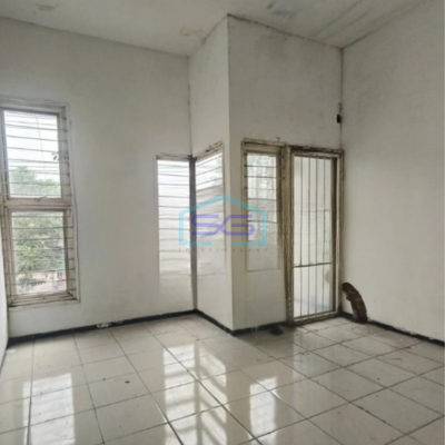 Dijual Ruko Luas Bangunan 148 m² Lokasi Strategis di Gading Malang