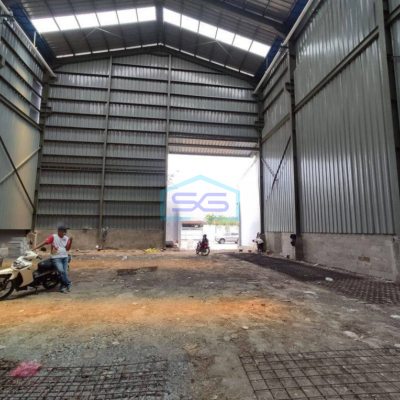 Disewakan Gudang Dalam Kawasan Di Harapan Indah Bekasi LT 480 m² Bagus