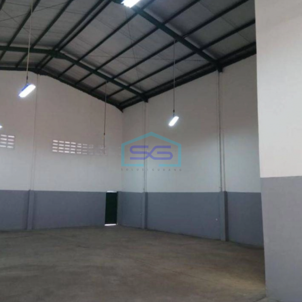 Disewakan Gudang Di Central Cakung Jakarta Timur LT 320m2 Rapih Bebas Banjir Strategis-1
