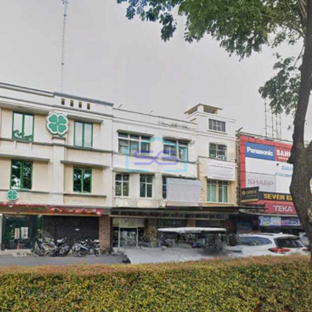 Disewakan Ruko Siap Usaha di Ruko Bulevard Bsd Serpong Tangerang LB 225m2-1