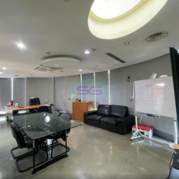 Dijual Kantor Luas Tanah 1695 m² Lokasi Bebas Banjir di Jakarta Selatan-3