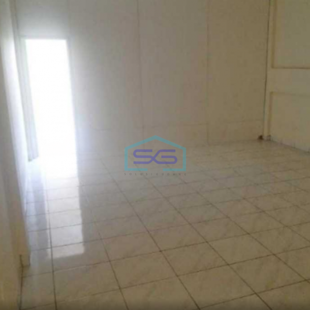 Disewakan Ruko Luas Bangunan  180 m²  Lokasi Bebas Banjir di Batu Ceper Tangerang-1