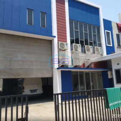 Disewakan Gudang Ada Kantor Luas Tanah 540 m² Lokasi Bebas Banjir di BSD Tangerang