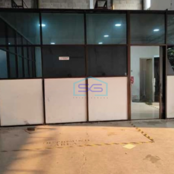 Disewakan Gudang Ada Kantor Luas Tanah  360 m² Lokasi Bebas Banjir di BSD Tangerang Selatan-2