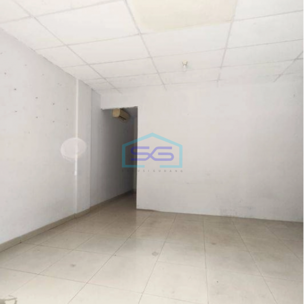 Dijual Ruko Siap Usaha 3 Lantai Di Bsd Tangerang Lokasi Sangat Strategis LB 180m2-2
