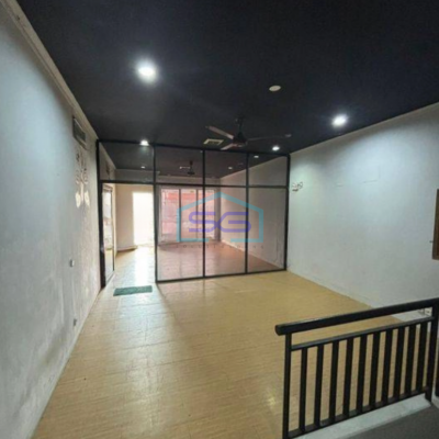 Dijual Ruko Murah Siap Usaha 2 Lantai Di Golden 8 Gading Serpong Tangerang