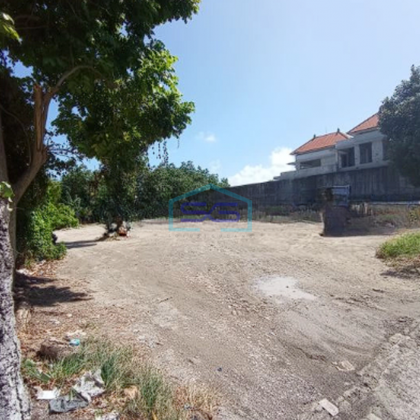 Dijual Tanah Kavling Komersil Siap Bangun Usaha di Kuta Bali Luas 2000m2-1