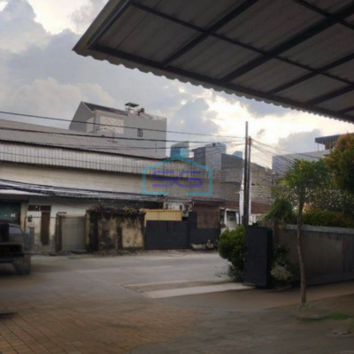Disewakan Ruko di Pinggir Jalan Tomang Jakarta Barat